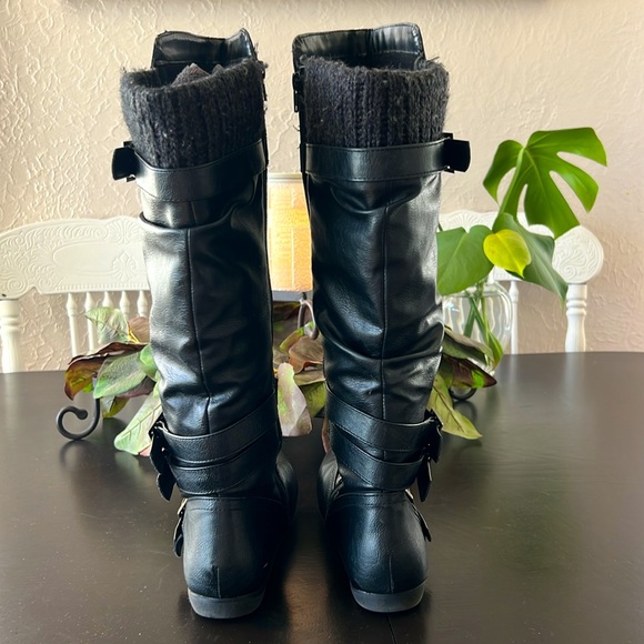 Women’s Boots - Picture 4 of 6